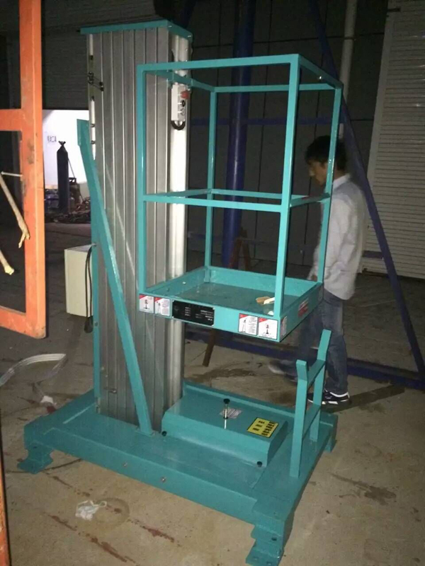 鋁合金式升降機(jī) 鋁合金式升降機(jī)